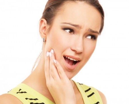 Nguyên nhân và cách điều trị răng ê buốt