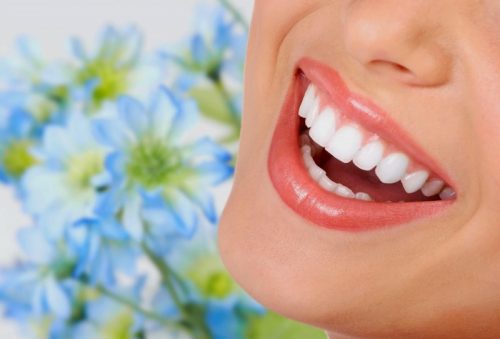 Bọc răng sứ thẩm mỹ 1