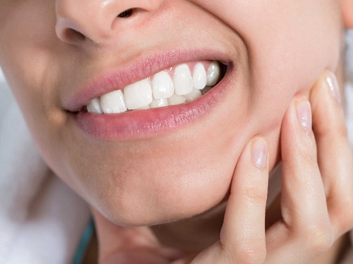 Thực hiện nhổ răng khôn hàm dưới có nguy hiểm không? 4