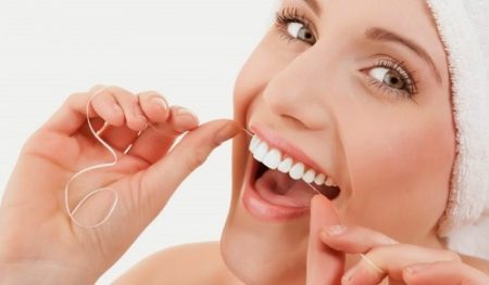 Cách khắc phục tình trạng răng sứ bị đen viền nướu-3 Cách khắc phục tình trạng răng sứ bị đen viền nướu-3
