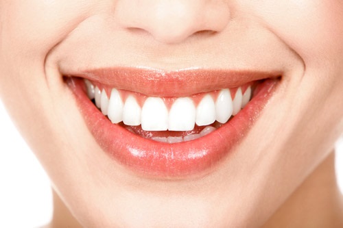 Dịch vụ bọc răng sứ zirconia có những ưu điểm nổi bật gì?-1