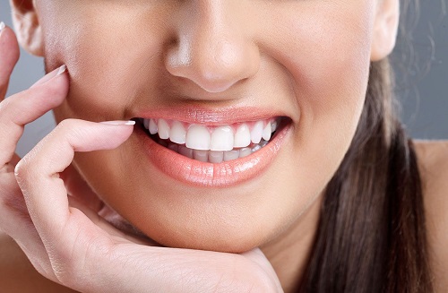 Có nên bọc răng sứ cho răng hàm sâu hay không-4