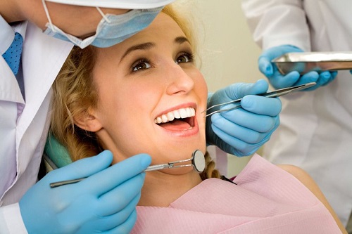 Nhổ răng khểnh giúp phòng tránh bệnh răng miệng 3