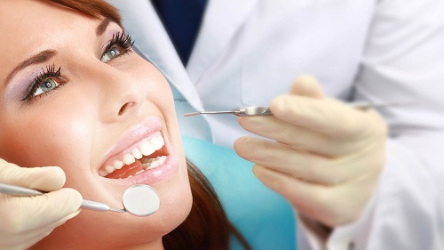 Bọc răng chữa móm những ai thực hiện hiệu quả? 3