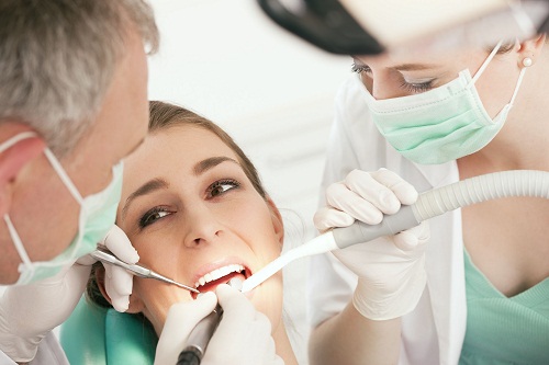 Răng sứ bị nhức - 5 nguyên nhân bạn nhất định phải biết 2
