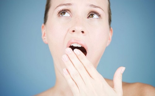 Trồng răng sứ có bị hôi miệng không? Nha khoa tư vấn-1