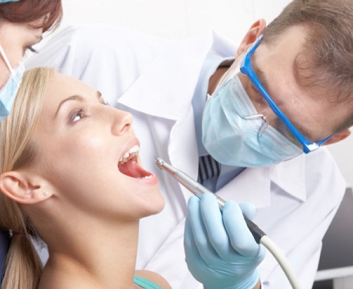 Răng khôn bị sâu chảy máu - Cách điều trị phù hợp 3